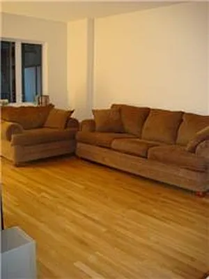 Rented by Luxury Property Group | media 20