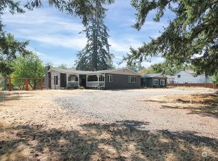 1126 144th St E, Tacoma, WA