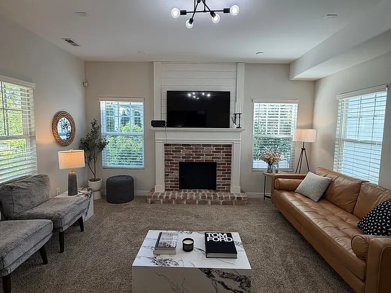 4481 W Iron Mountain Dr — Photo 6