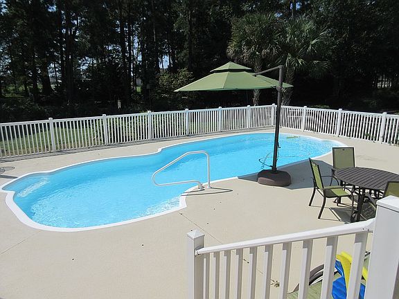 16 x 32 salt water pool