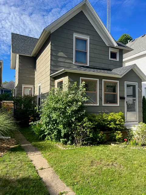 820 Michigan Ave
