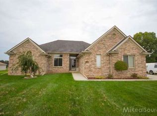 7770 Hough Rd, Almont, MI 48003