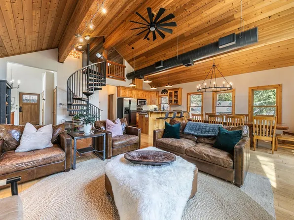 14529 E Reed Ave, Truckee, CA 96161