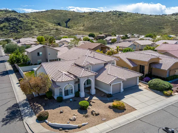 5717 W SOFT WIND Drive, Glendale, AZ 85310