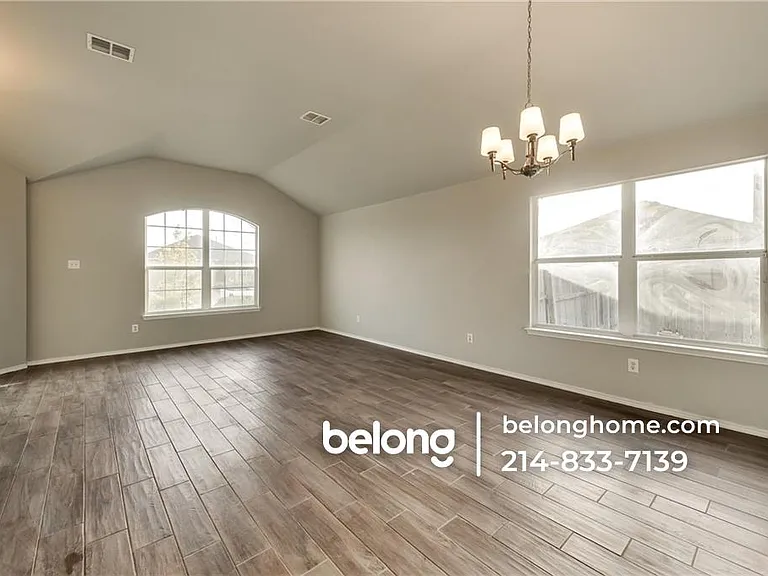 901 Plumeria Dr — Photo 11