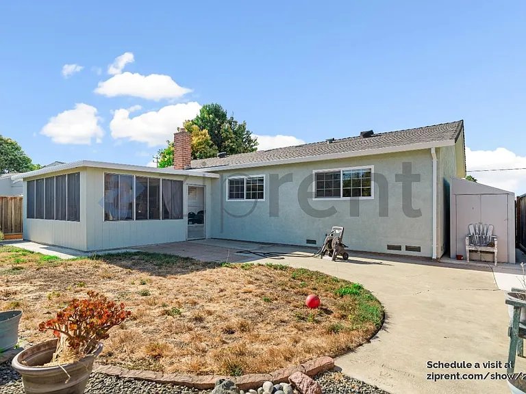 6088 Tourraine Dr — Photo 18