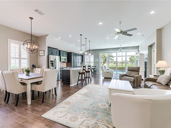 4th image of 9053 Spring Run BLVD