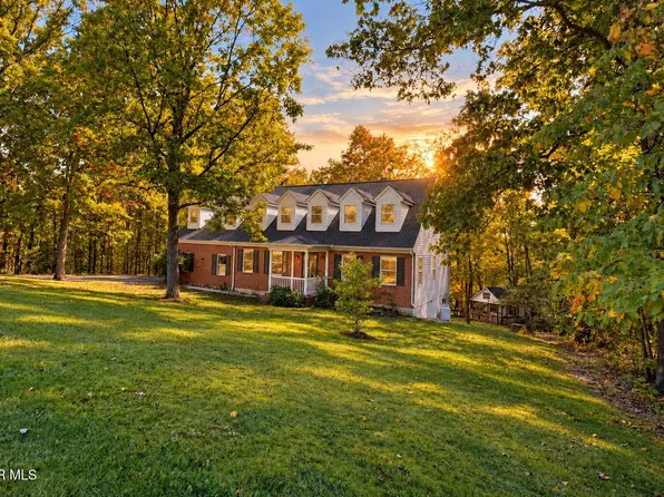 125 Lemic Dr, New Paris, PA 15554