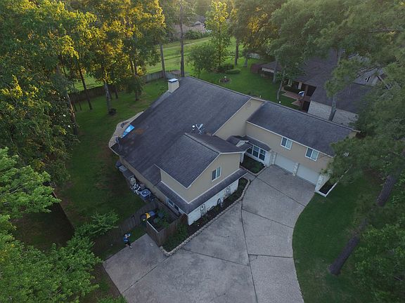 4th image of 682 Stonewall Jackson Dr