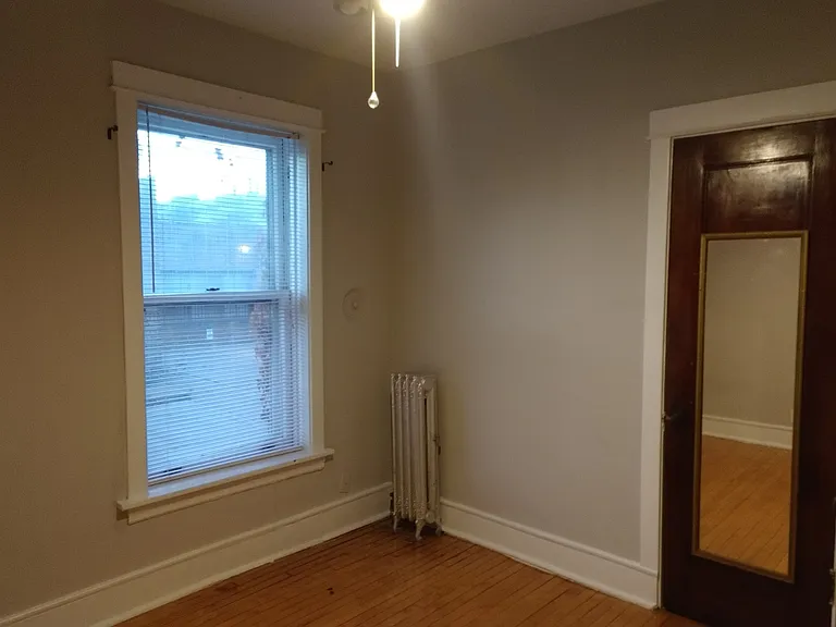 1758 W Sunnyside Ave #1 — Photo 9