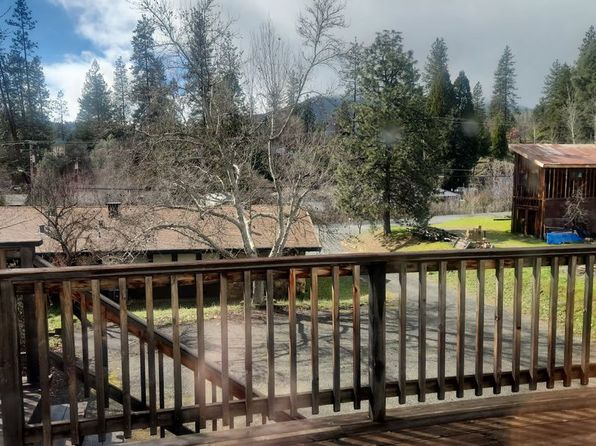65 Taylor St, Weaverville, CA 96093