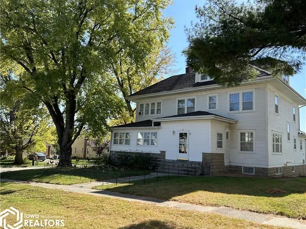 106 Railroad St, Kellogg, IA 50135