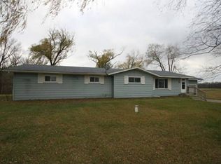 1871 Dixon Rd, Caro, MI 48723
