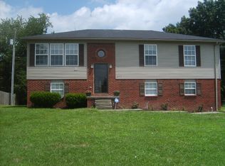 343 Pinnacle View Dr, Berea, KY 40403