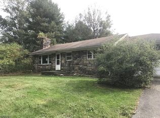 50 Slacktown Rd, Frenchtown, NJ 08825