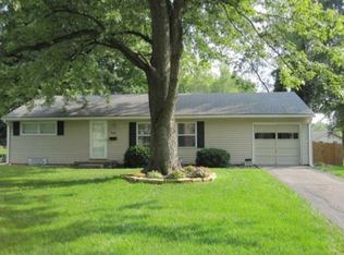 10521 W 57th Ter, Shawnee, KS 66203