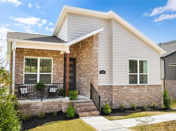 2942 N Old Wire Rd, Fayetteville, AR 72703