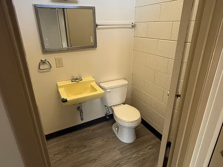 669 San Juan Dr #2 — Photo 6