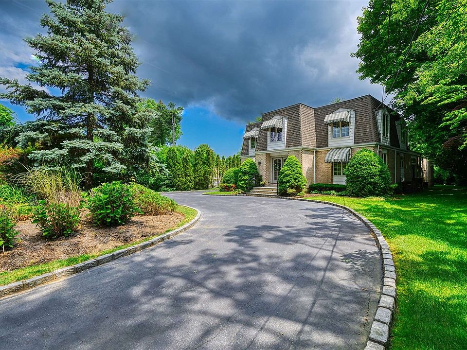 550 Roslyn Road, East Williston, NY 11596 MLS 3465358 Zillow