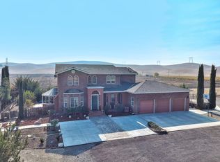 4505 John Smith Rd, Hollister, CA 95023