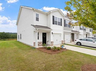 96 March Creek Dr, Fuquay Varina, NC 27526
