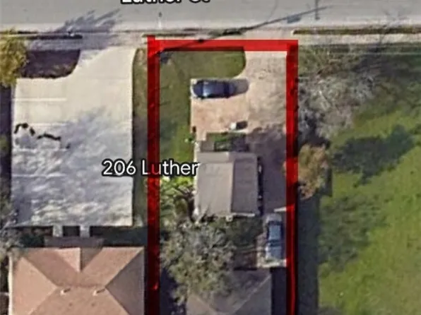 206 Luther St #A-b, College Station, TX 77840