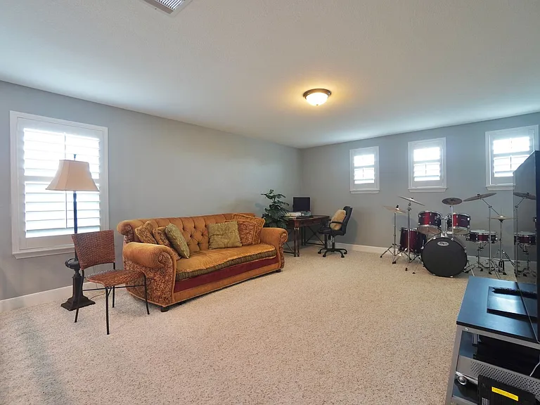 7016 Lickeen Ct — Photo 30