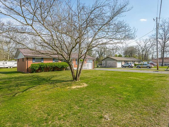 43 Edgewood Circle-1