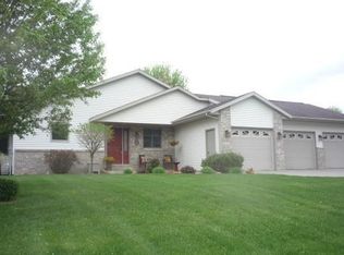 W7783 Country Ave, Holmen, WI 54636
