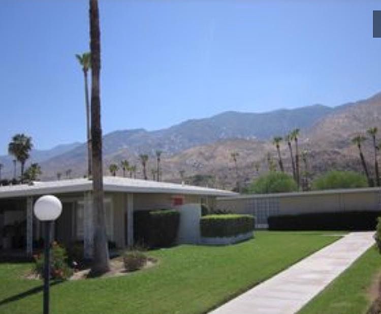Well maintained grounds, amazing mountain views