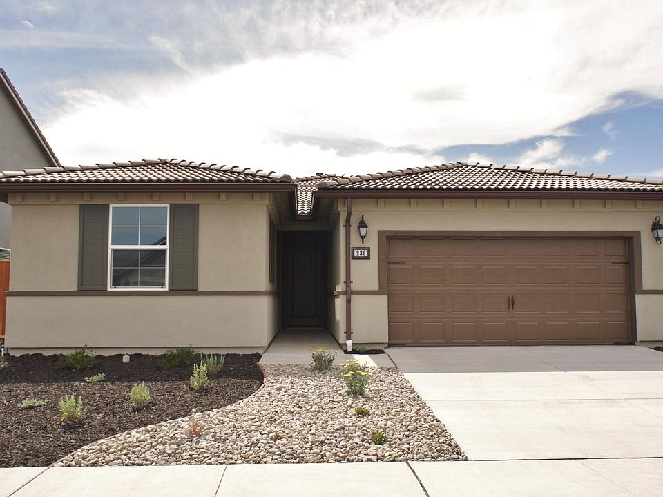 1st image of 236 Lucero Dr