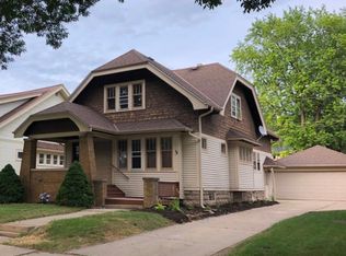 2522 N 66th St, Wauwatosa, WI 53213