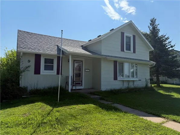 9 Division Street, Chippewa Falls, WI 54729