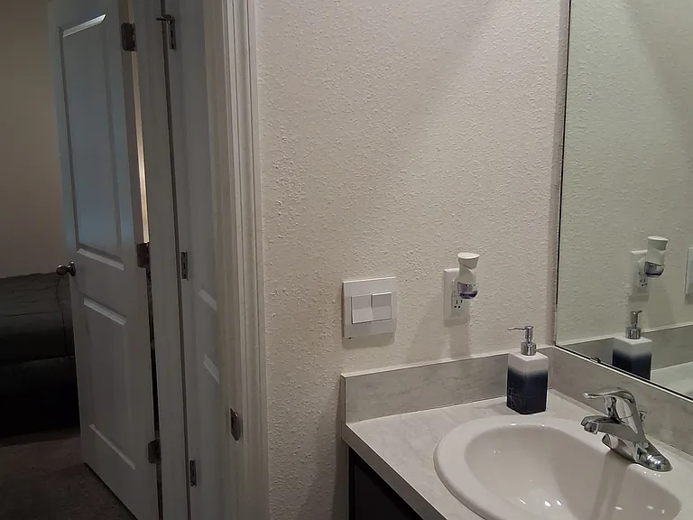 5781 Hollingworth Trl — Photo 7