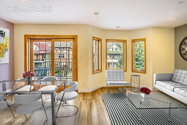 Sold by Compass | media 1