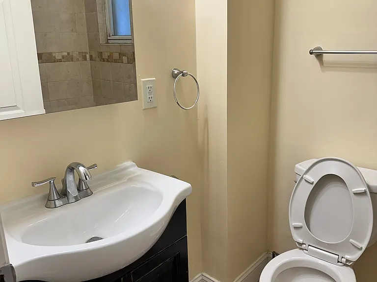 104 Fleet St #1L — Photo 6