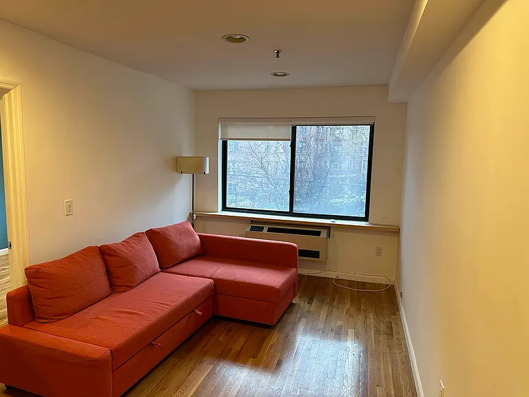 84-23 Lander St #2R — Photo 4
