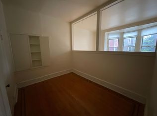 335 S 18th St APT 2F, Philadelphia, PA 19103