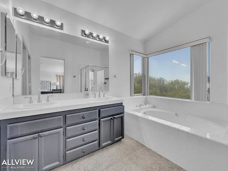 2385 Country View Gln — Photo 48