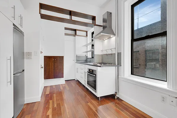 Rented by Corcoran | media 11