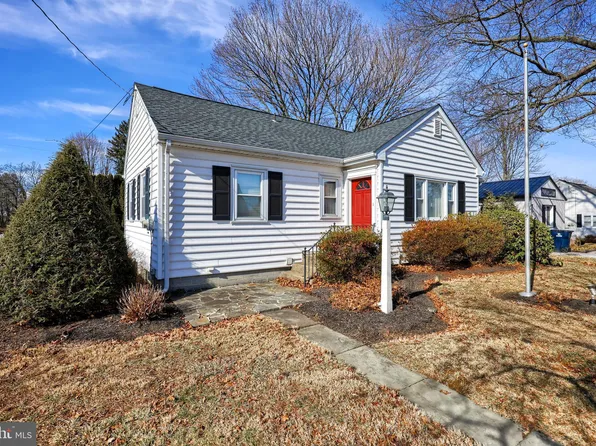 172 S Eastland Dr, Lancaster, PA 17602