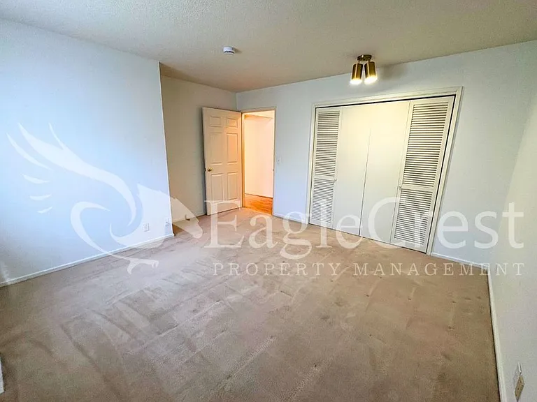 364 Catherine St #M1 — Photo 41