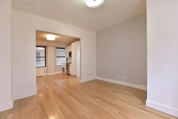 Rented by Compass | media 6