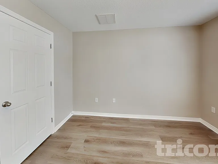 8 Matricaria Ct — Photo 13