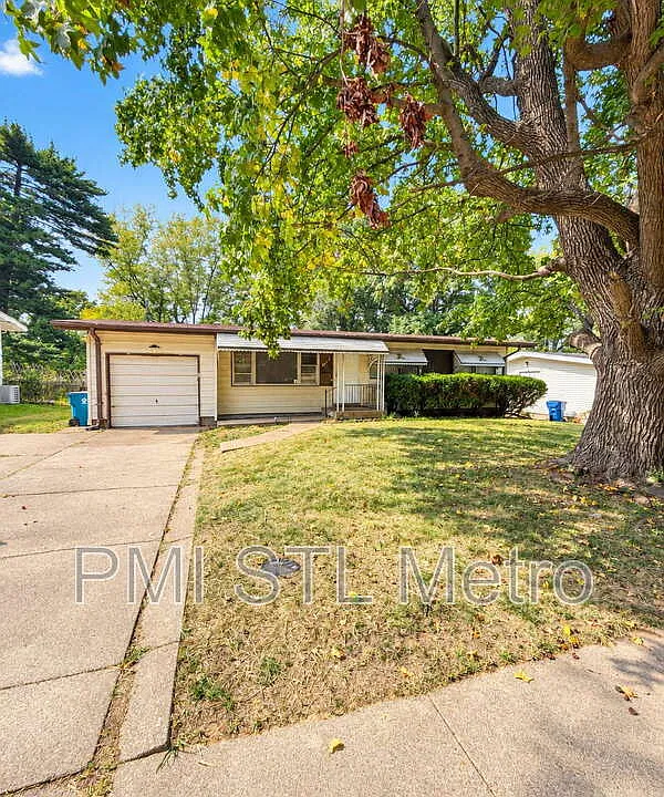 9319 Clarion Dr
