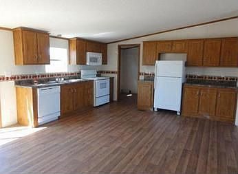 2nd image of 18135 Hermosa Valley