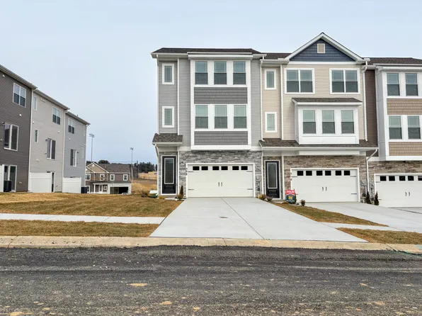 508 Bartholomew Dr, Waynesboro, PA 17268