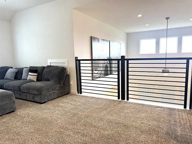 22603 Petrizzi Ln — Photo 24