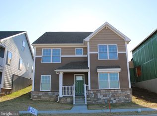 69 Stevens Rd #161, Ephrata, PA 17522