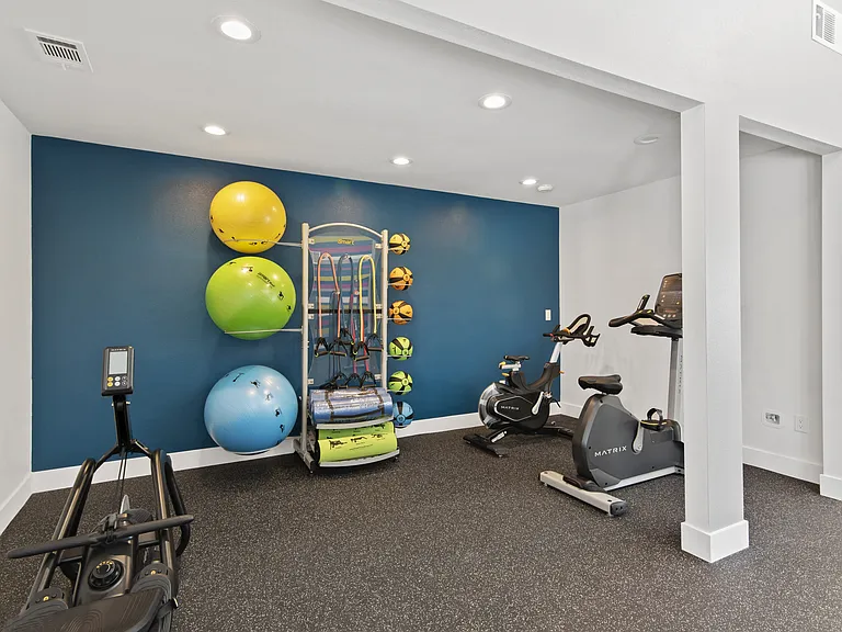 439 W El Norte Pkwy #102 — Photo 13